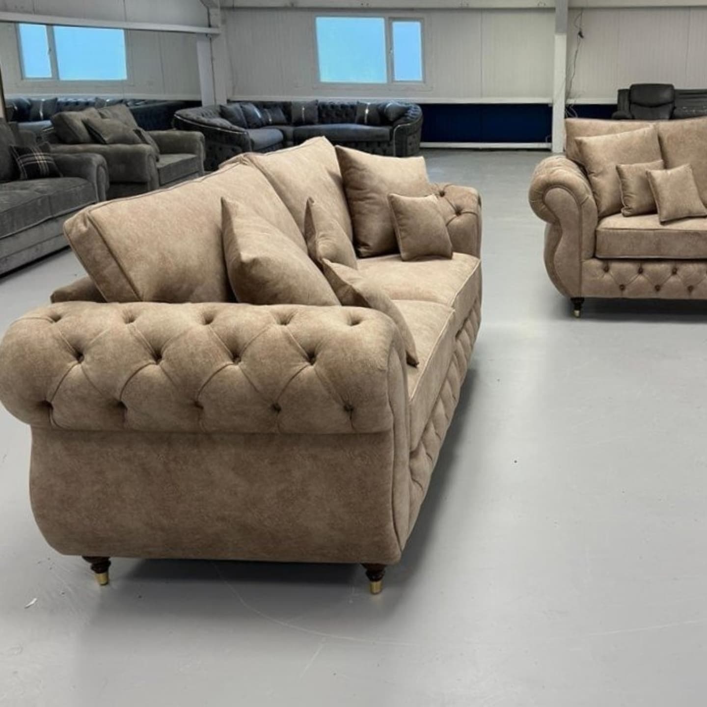 RIO CHESTERFIELD SOFA