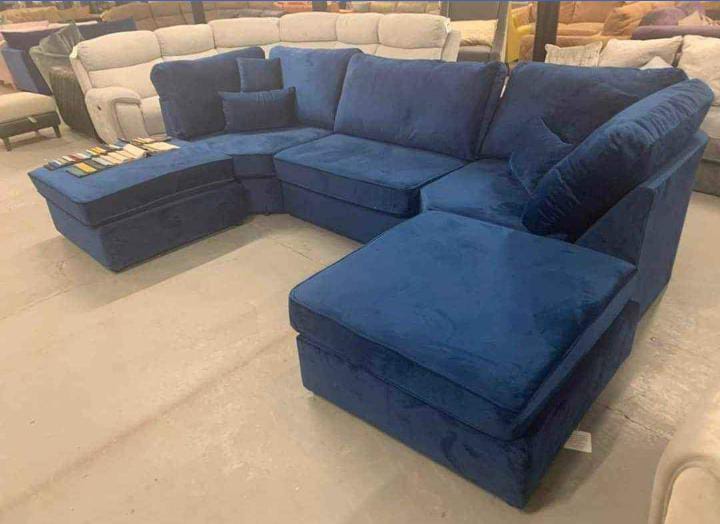 LARGE BISHOP U-SHAPE SOFA – SPACIOUS LUXURY WITH REMOVABLE STOOLS!