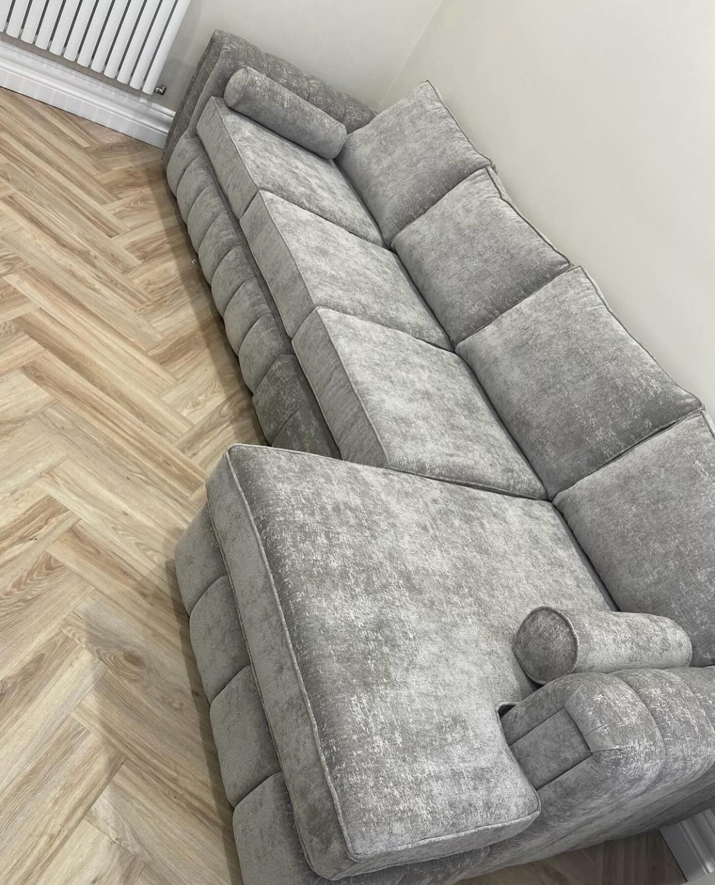 MALENO CHAISE SOFA