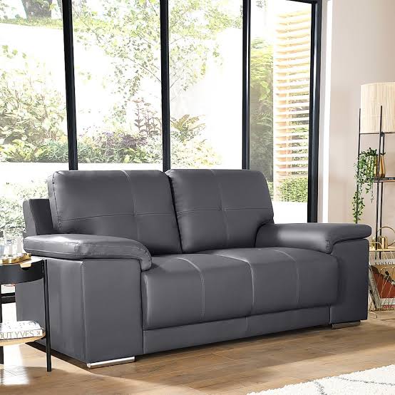 KANSAS SOFA – MODERN COMFORT WITH TIMELESS STYLE